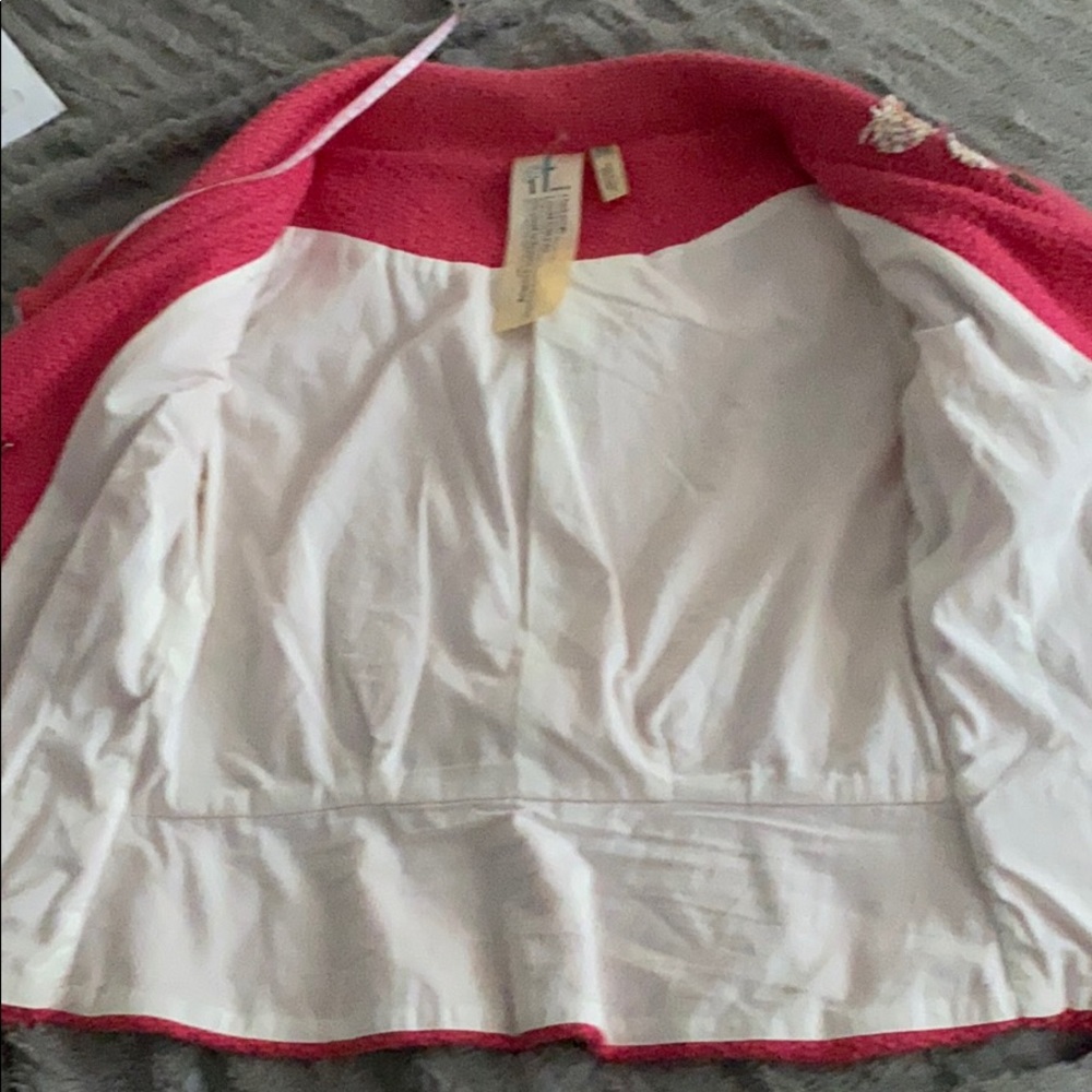 Pink jacket - Picture 5 of 7